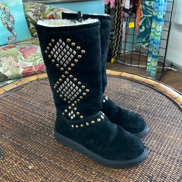 UGG Shoes - Uggs Black Beaded Avondale Boots Size 8